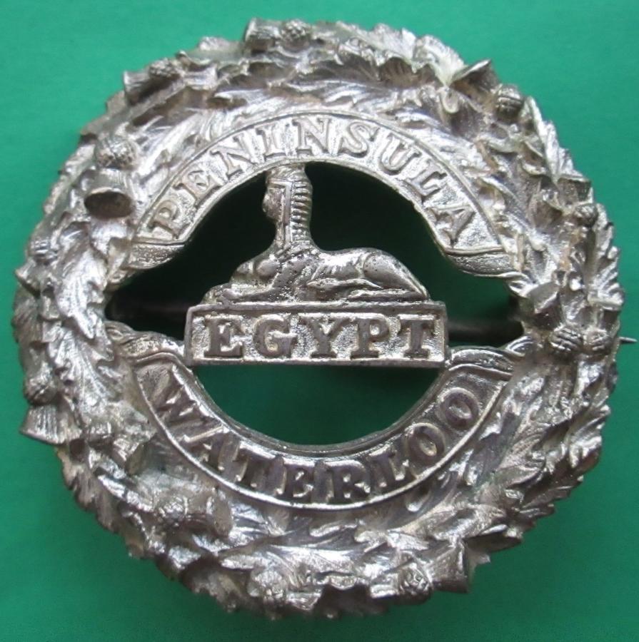 A VICTORIAN OFFICERS CAMERON HIGHLANDERS PLAID BROOCH 