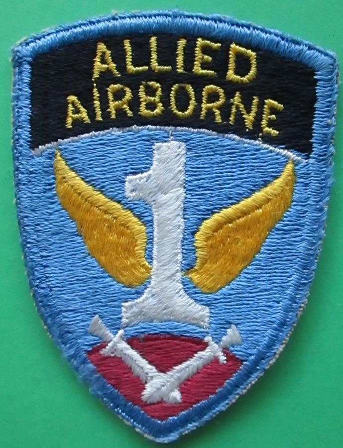 A WWII US 1ST ALLIED AIRBORNE FORCES ARM PATCH