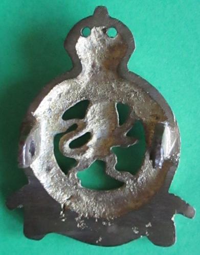 A PRE 1952 KENYA POLICE FORCE CAP BADGE