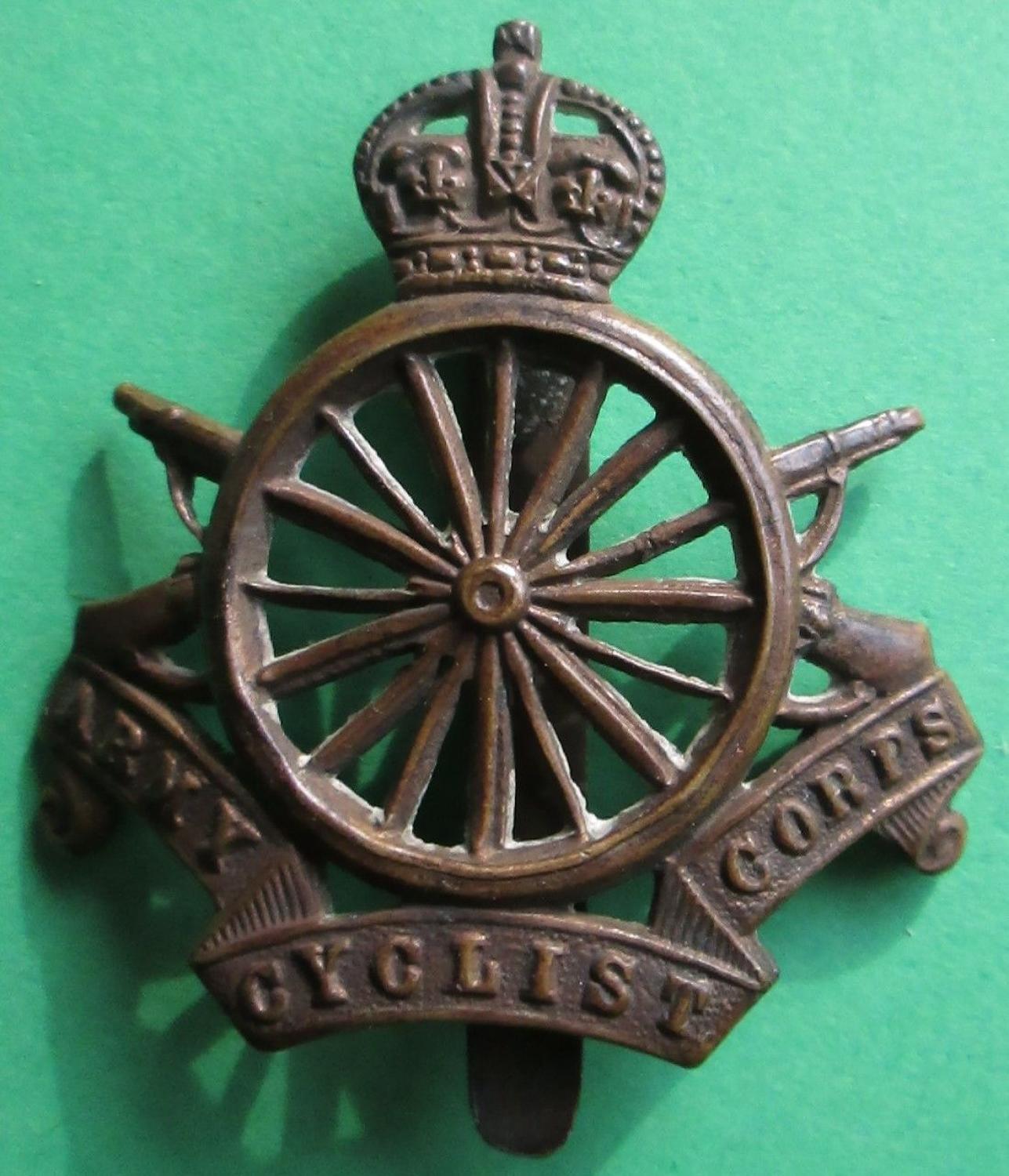 A WWI ARMY CYCLIST CORPS CAP BADGE