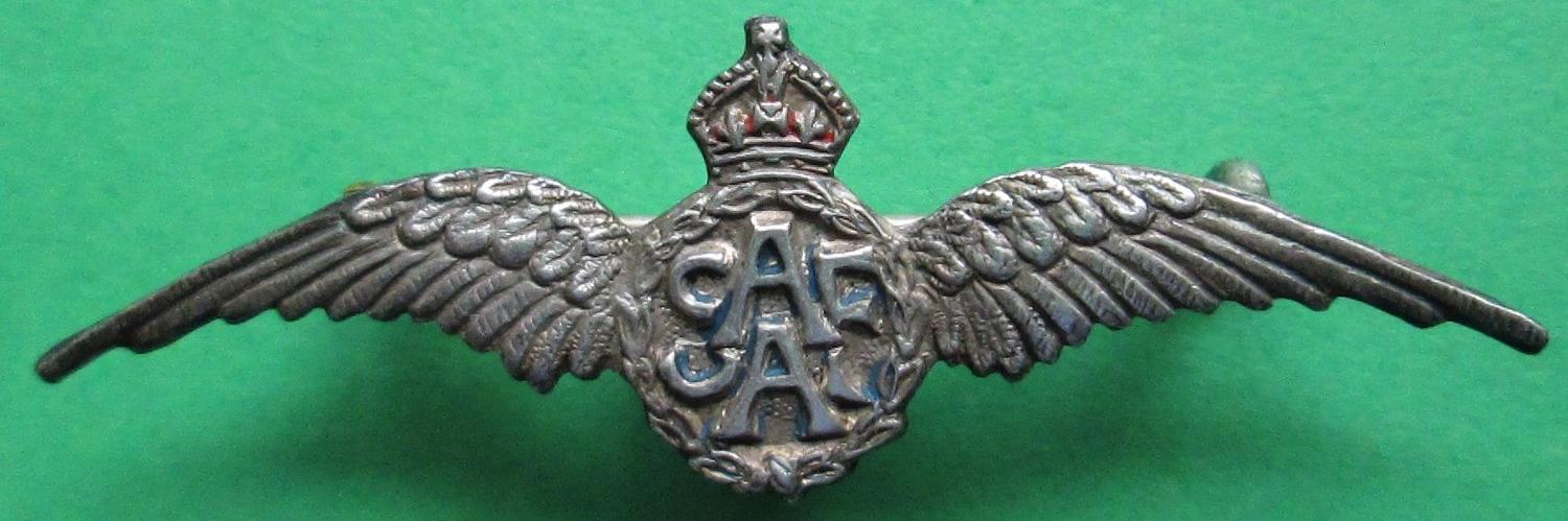 A SOUTH AFRICAN AIR FORCE PILOTS WING SILVER BROOCH