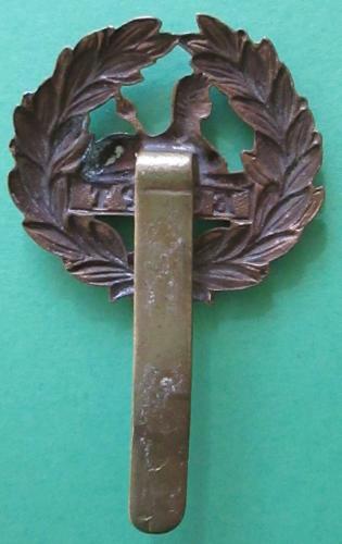 A LARGE SIZE GLOUCESTERSHIRE REGT REAR CAP BADGE
