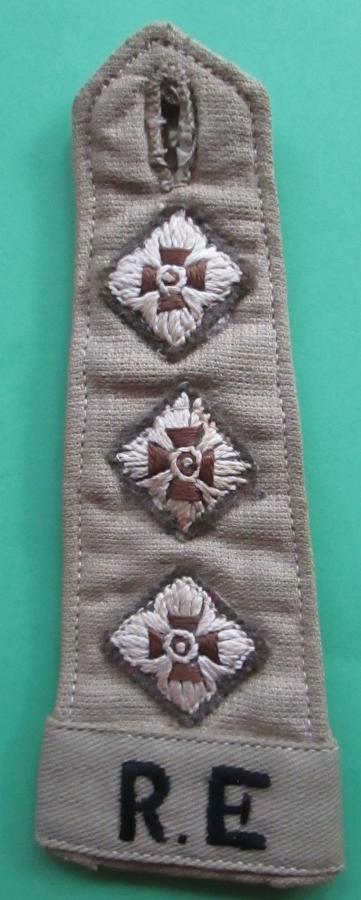 A ROYAL ENGINEERS CAPTAINS TROPICAL SHOULDER TAB