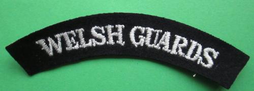 A WELSH GUARDS SHOULDER TITLE