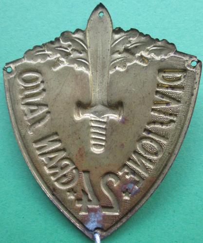 A SCARCE WII ITALIAN 24th GRAN SASSO DIVISION ARM BADGE