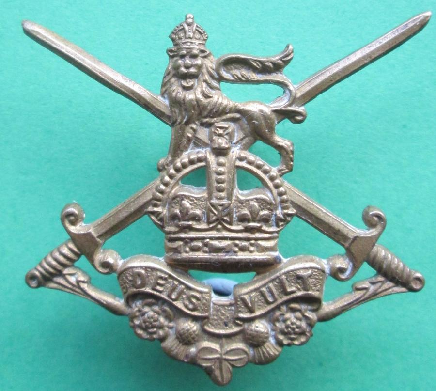 A WWII INFANTRY TRAINING BATTALIONS CAP BADGE