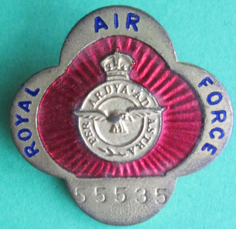 A PRE SERVICE RAF LAPEL BADGE