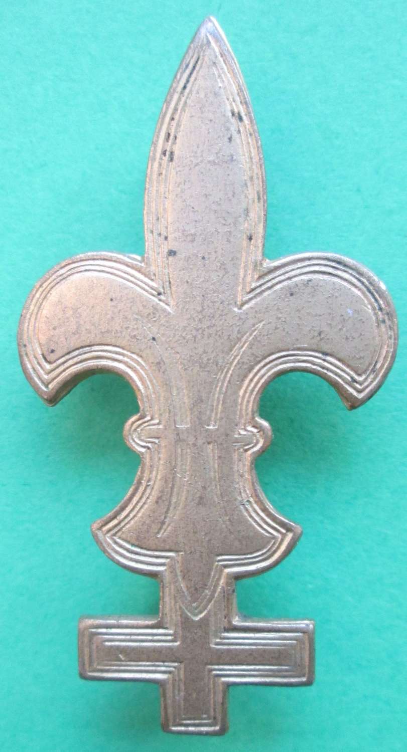 AN ARMY SCOUT BADGE WITH PIN