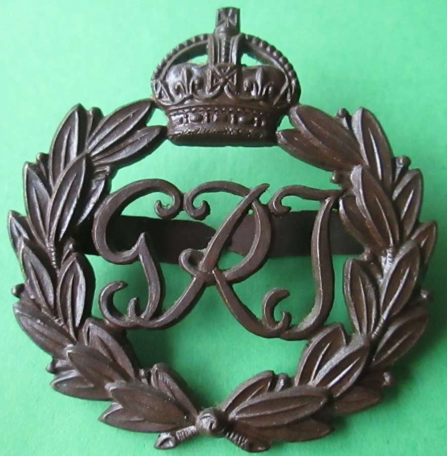 AN INDIAN EXPEDITIONARY FORCE GENERAL SERVICE BADGE