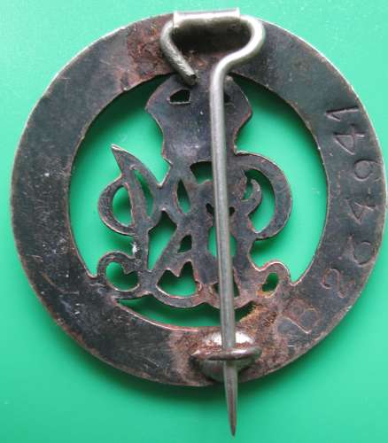 A WWI PERIOD SILVER WOUND BADGE