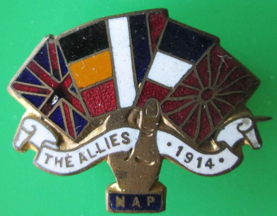A 1914 ALLIED FLAGS PIN BROOCH