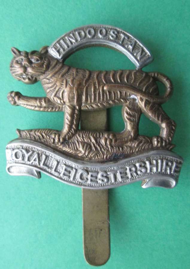 Royal Leicestershire regiment cap badge