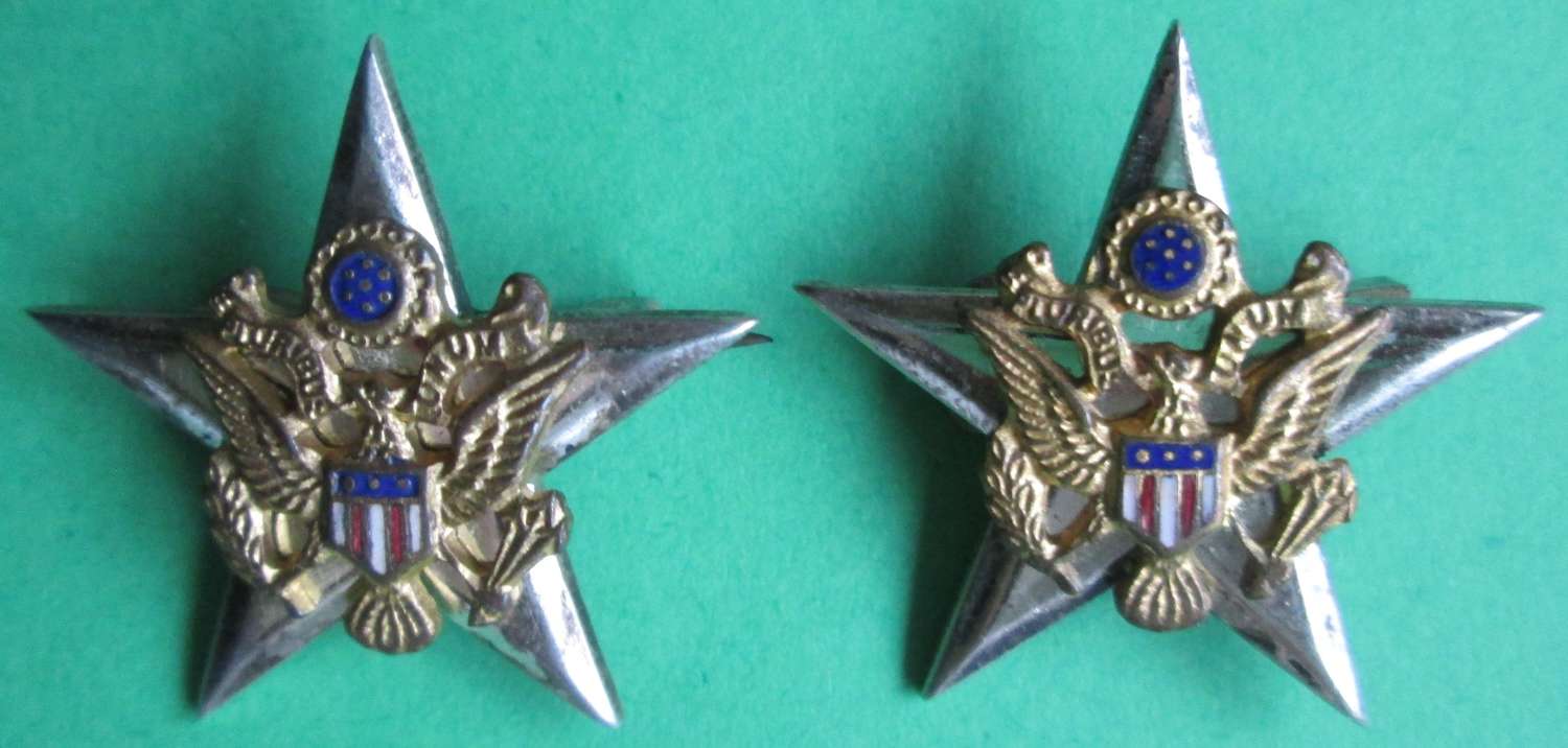 A PAIR OF GENERAL'S STARS