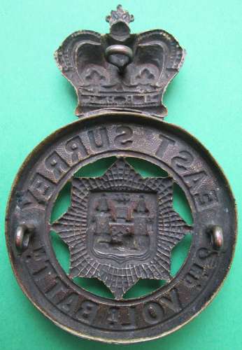 AN EAST SURREY 2ND VOLUNTEER BATTALION GLENGARRY BADGE