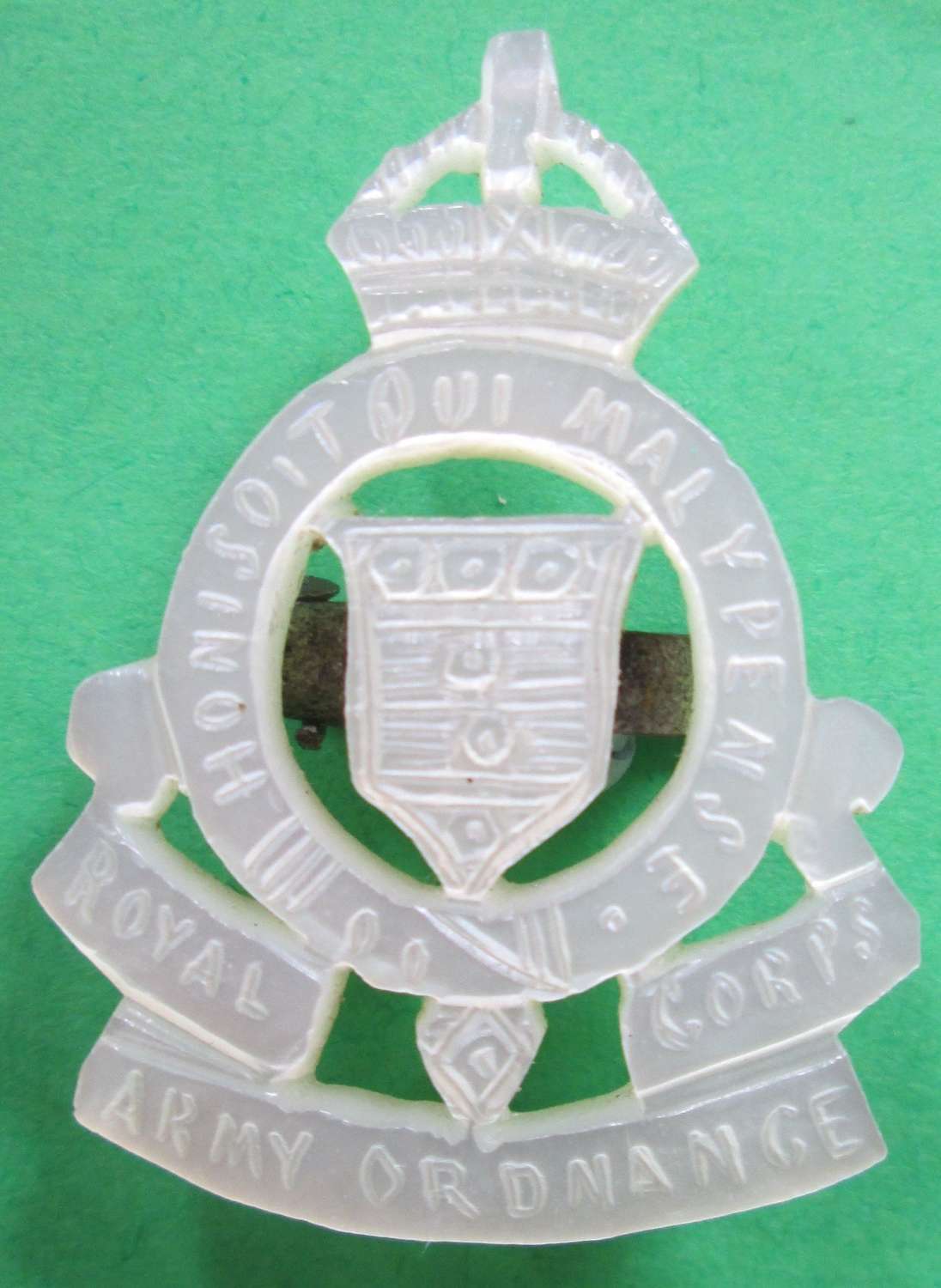 SWEETHEART BROOCH FOR THE ROYAL ARMY ORDNANCE CORPS