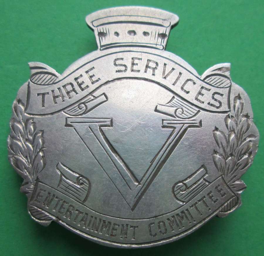A NICE RARE 3 SERVICES ENTERTAINMENT COMMITTEE V BADGE