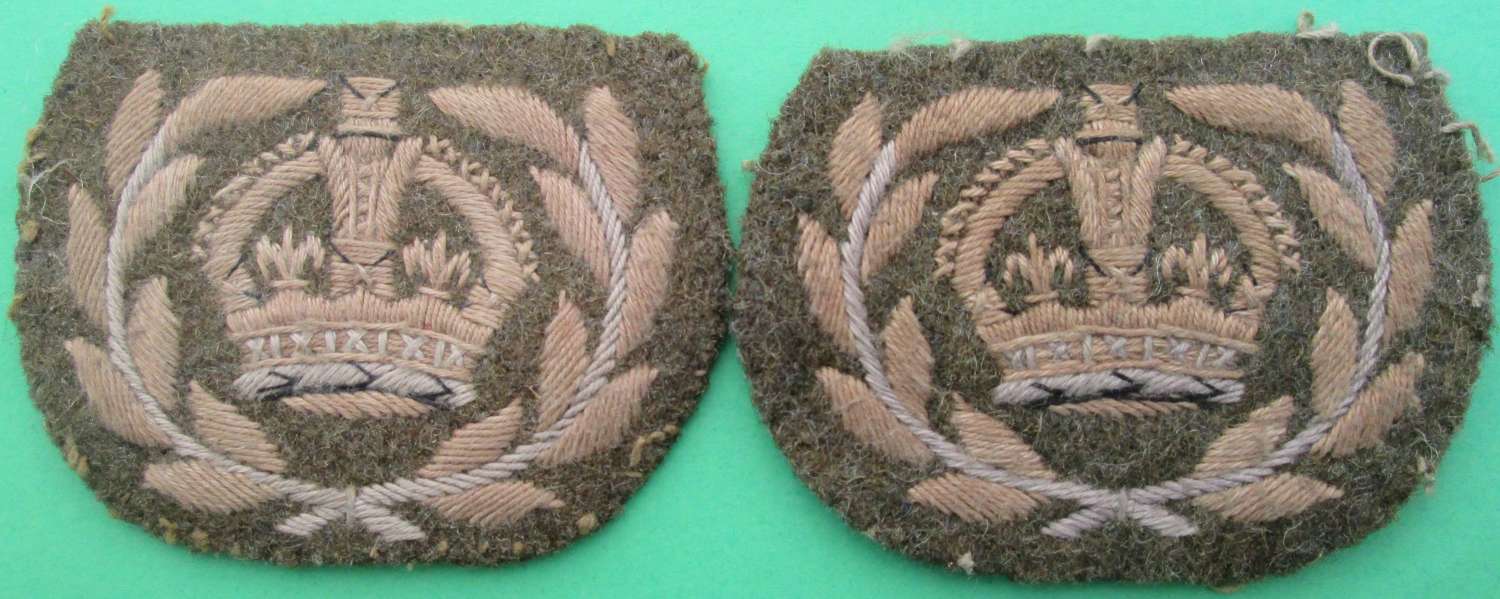 A GOOD WWII PAIR OF SGT MAJORS WREATH AND CROWNS