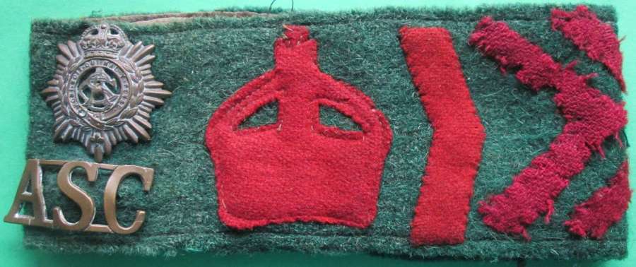 A WWI WOMEN'S LAND ARMY / AGRICULTURAL SECTION ARMBAND