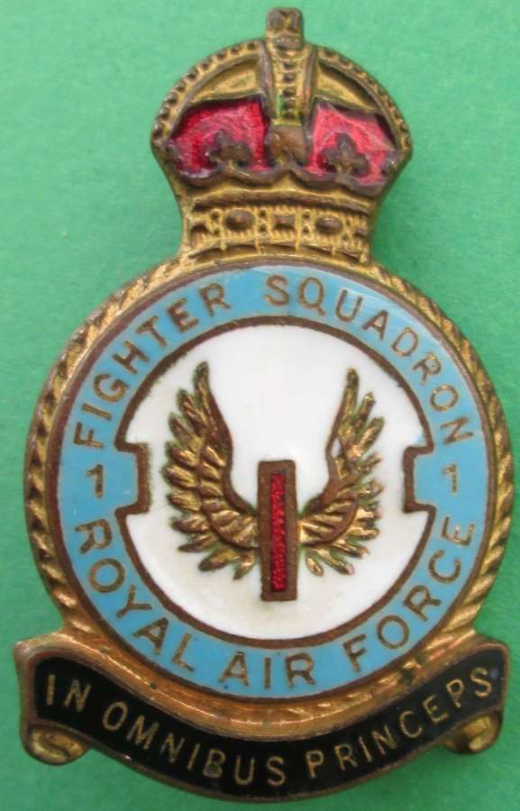 A Royal Air Force 1st Squadron badge