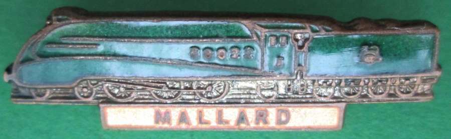 PIN BADGE OF THE FAMOUS MALLARD STEAM TRAIN