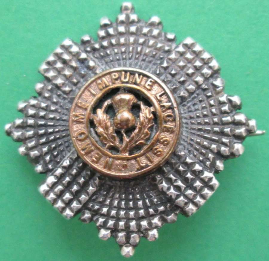 A SWEETHEART BROOCH FOR THE SCOTS GUARDS