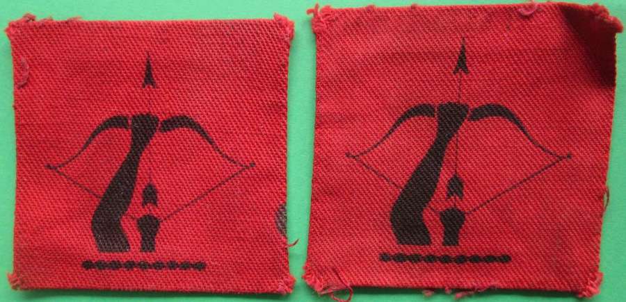 PAIR OF 2ND PATTERN ANTI AIRCRAFT COMMAND FORMATION SIGNS