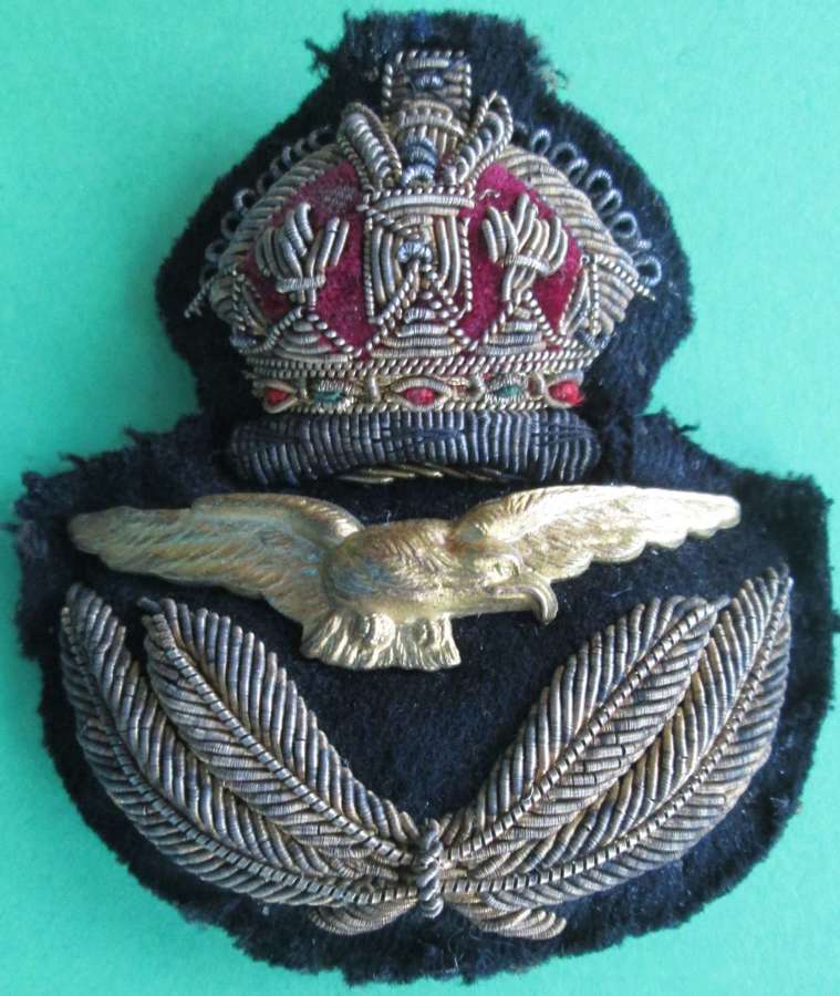 WWII RAF OFFICER'S BULLION WIRE CAP BADGE