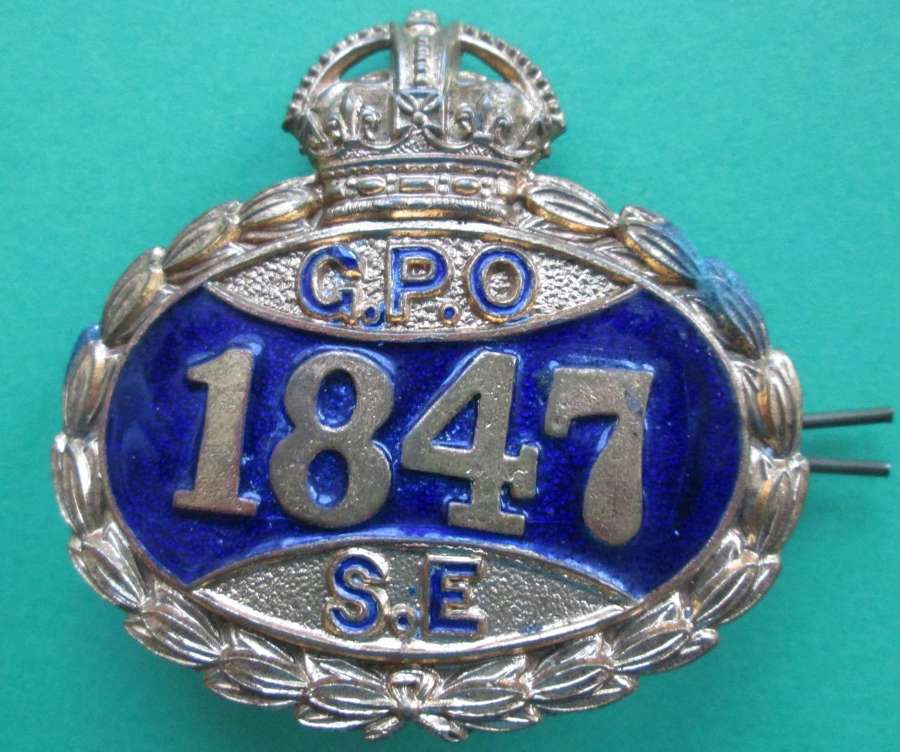 AN EARLY GENERAL POST OFFICE BADGE