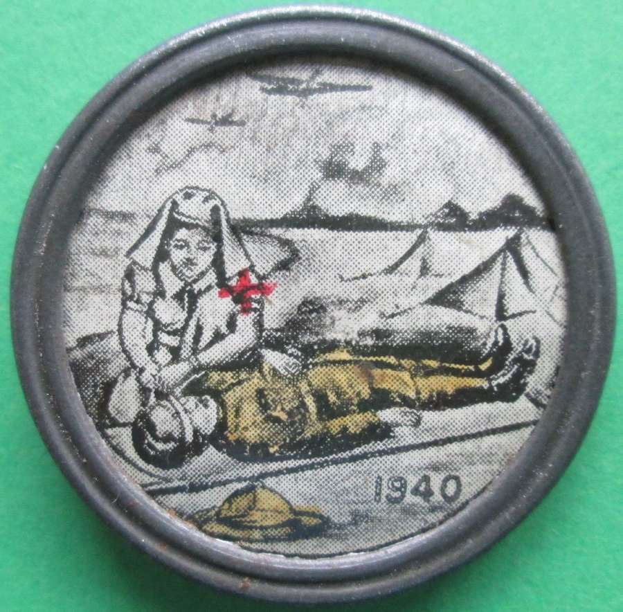 A WWII DATED NEW ZEALAND METAL PIN BADGE