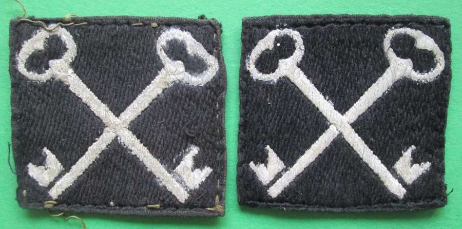 PAIR OF 2ND INFANTRY DIVISION FORMATION SIGNS