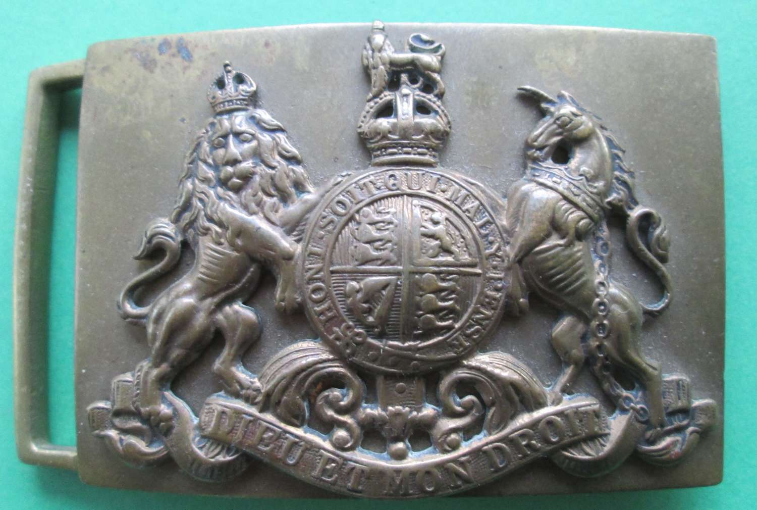 A COLDSTREAM GUARDS BELT BUCKLE PRE 1952