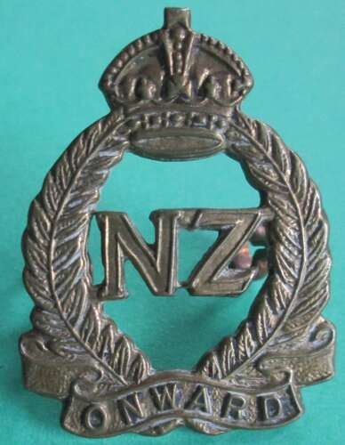 New Zealand Expeditionary Force collar dog